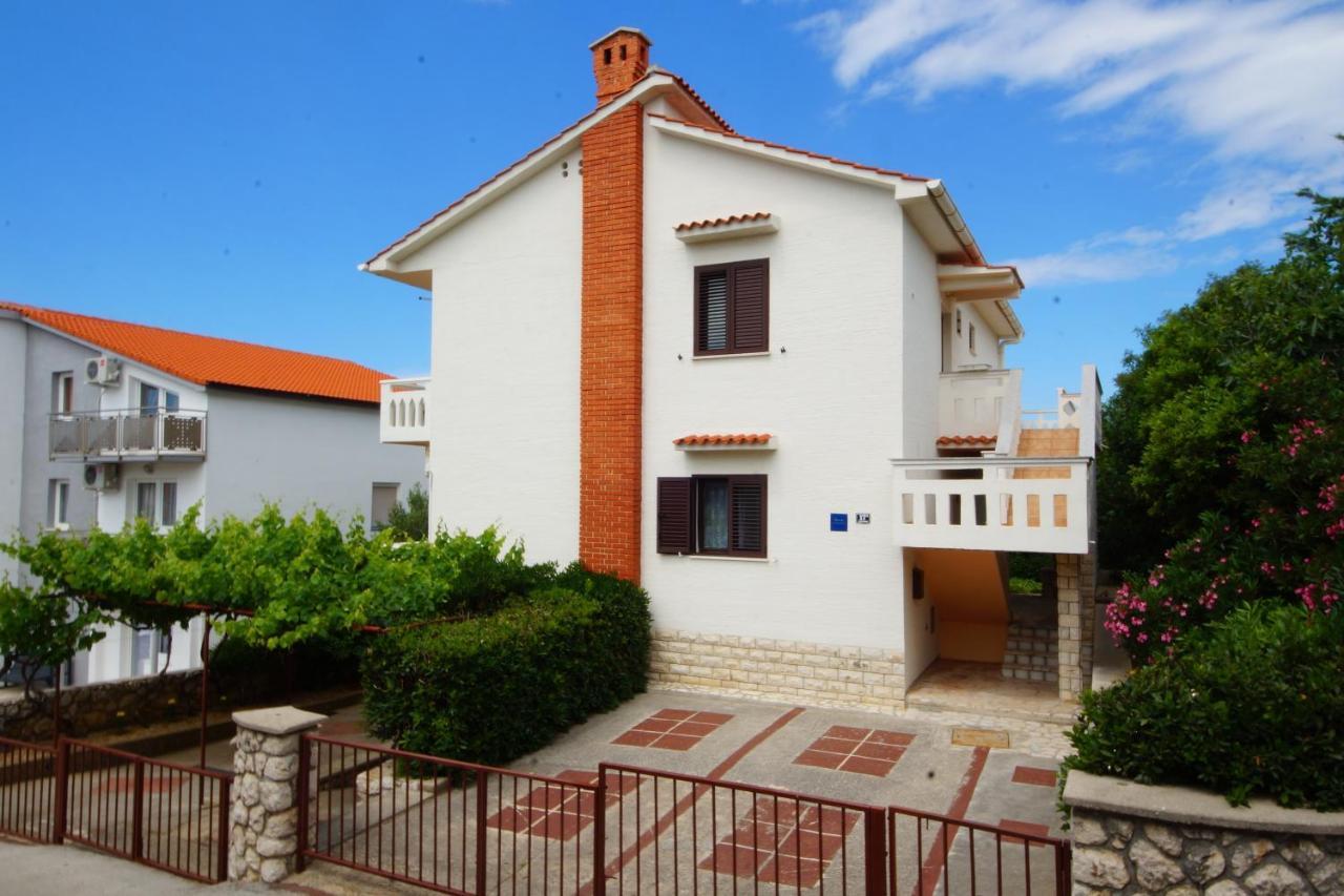 Cozy Apartments Danica Novalja - Ground Floor 외부 사진